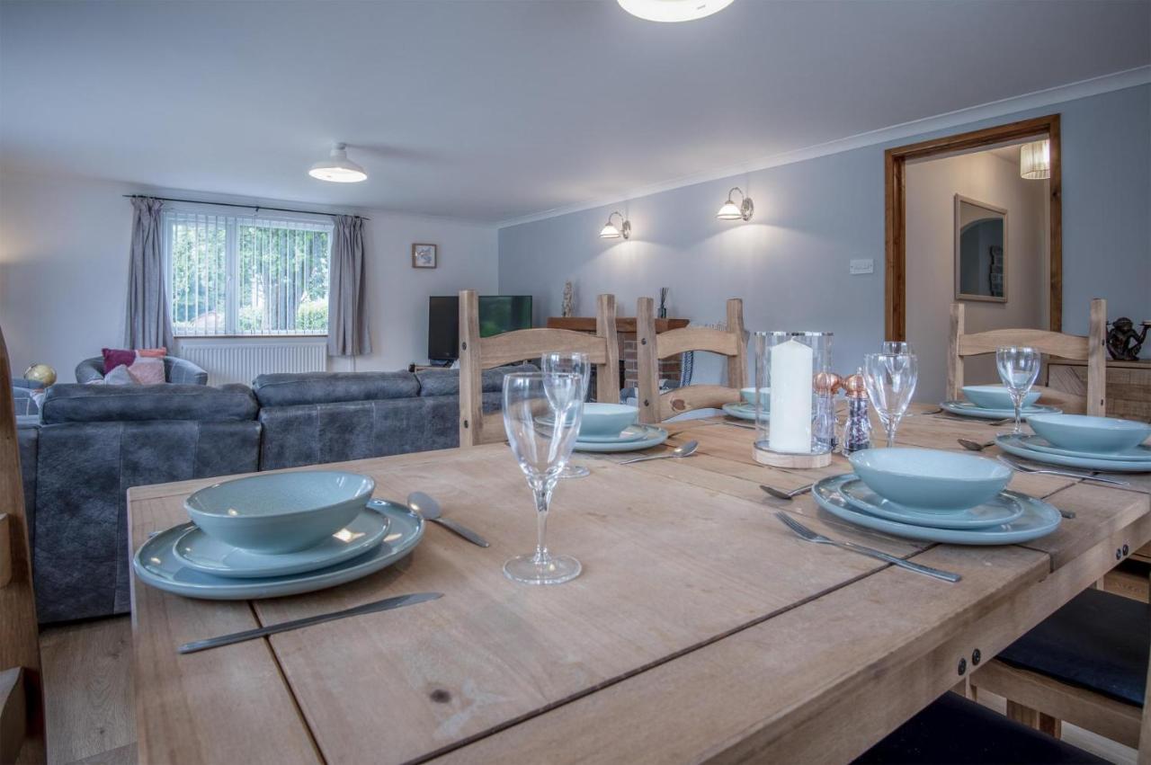 Tucking Mill - 3 Bedroom Holiday Home - Stepaside Stepaside  Экстерьер фото