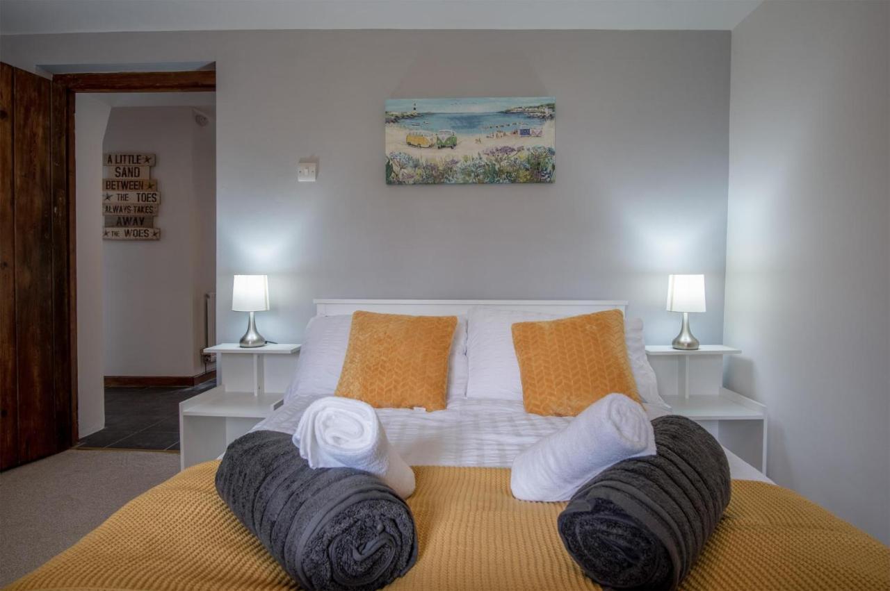 Tucking Mill - 3 Bedroom Holiday Home - Stepaside Stepaside  Экстерьер фото