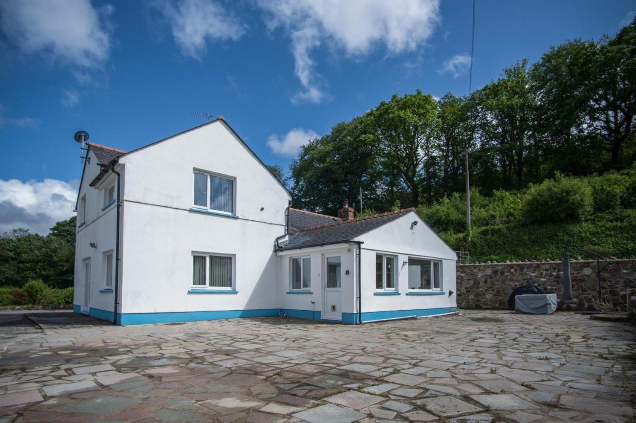 Tucking Mill - 3 Bedroom Holiday Home - Stepaside Stepaside  Экстерьер фото