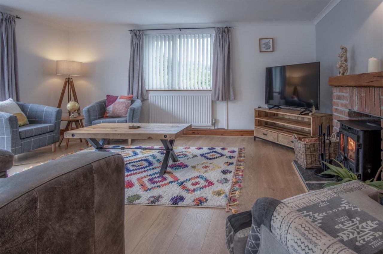 Tucking Mill - 3 Bedroom Holiday Home - Stepaside Stepaside  Экстерьер фото