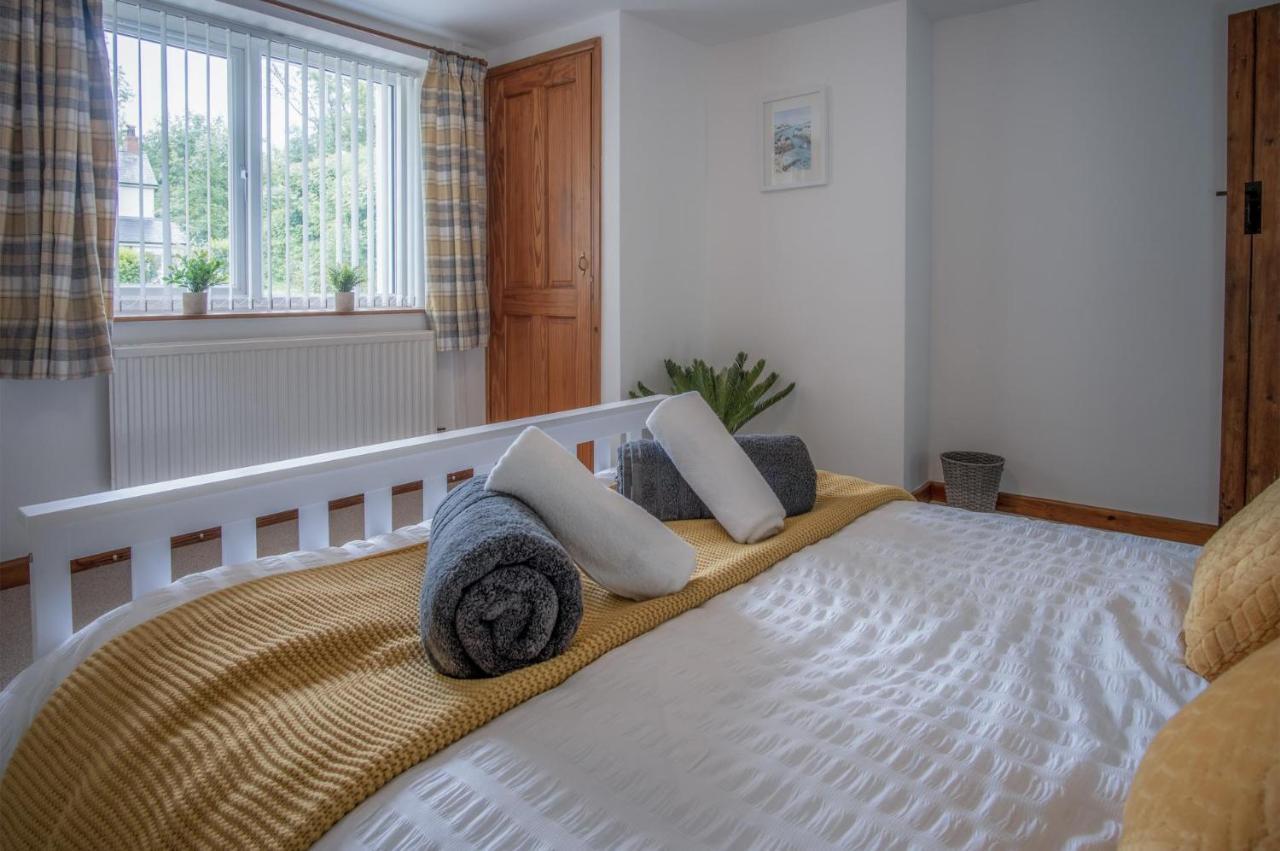 Tucking Mill - 3 Bedroom Holiday Home - Stepaside Stepaside  Экстерьер фото
